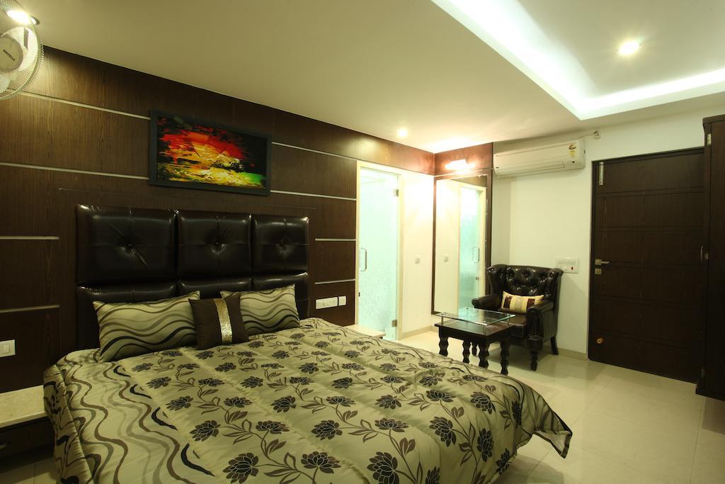 Hotel Surya Prime Kota  Exteriör bild